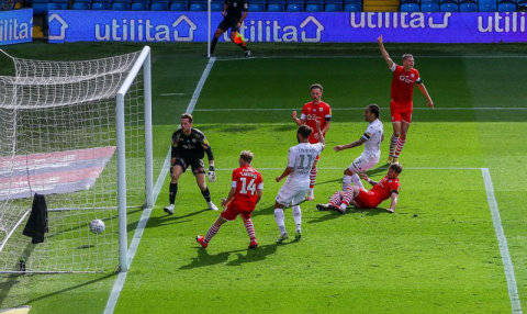  里尔青春风暴席卷赛场，小将建功助队登榜首