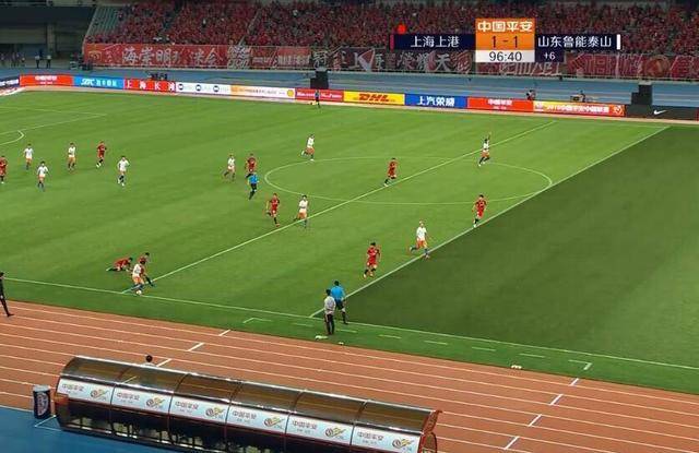 汉诺威96启用AI裁判辅助系统,争议判罚减少